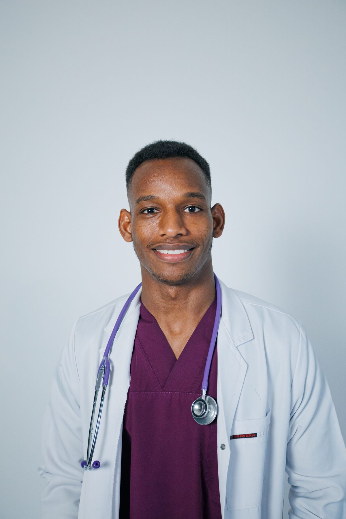 Professionnelle de santé souriante